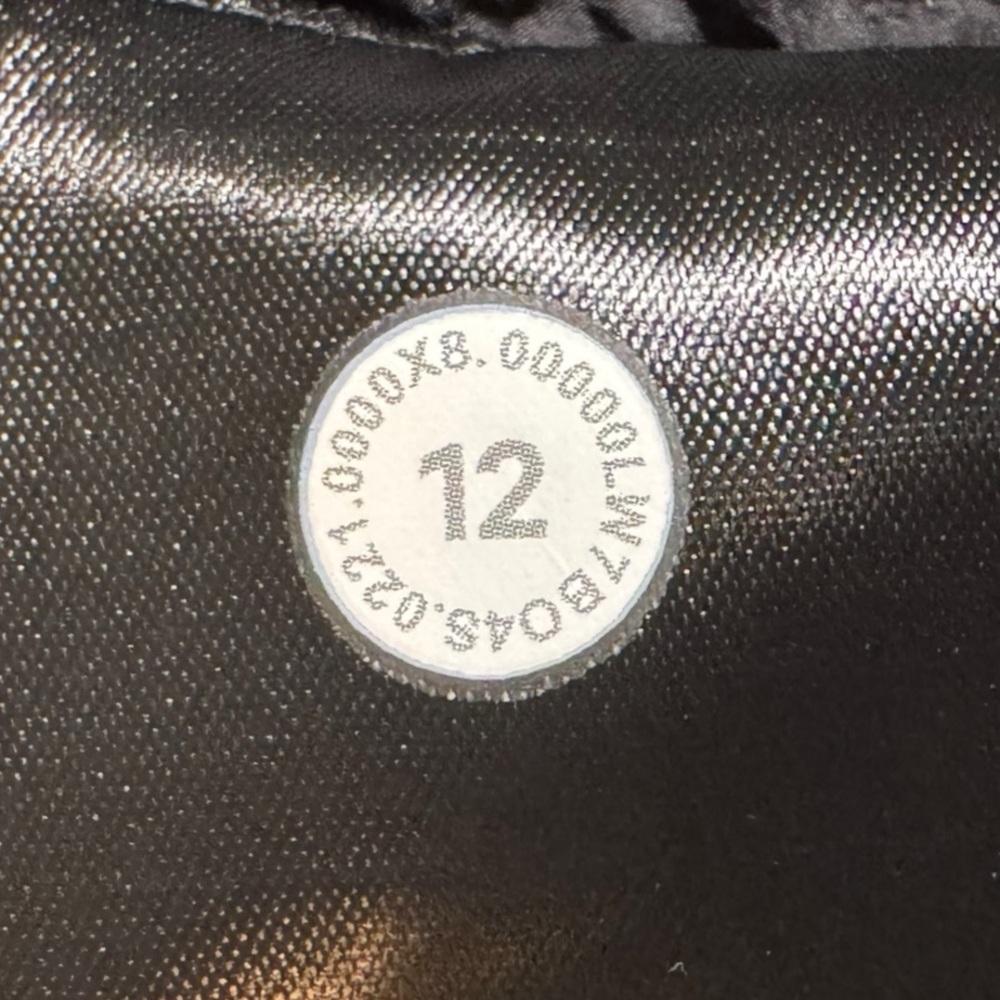 NWOT LULULEMON Step Out Black Packable High Rise 3" Shorts Size 12 - Picture 8 of 14